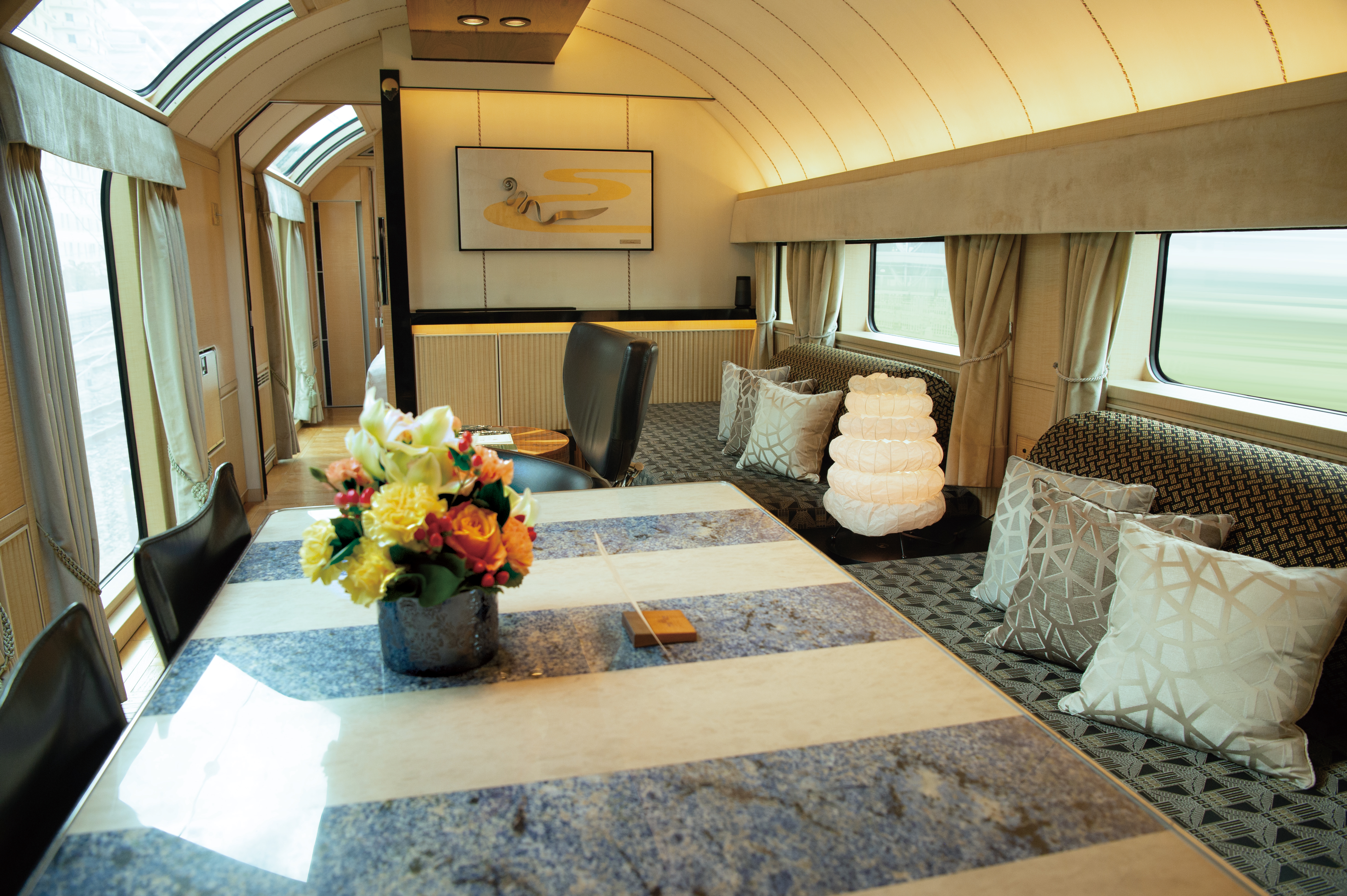TWILIGHT EXPRESS MIZUKAZE - Japan's High-Quality sleeper train